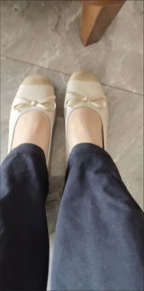 Emma Watson review photo