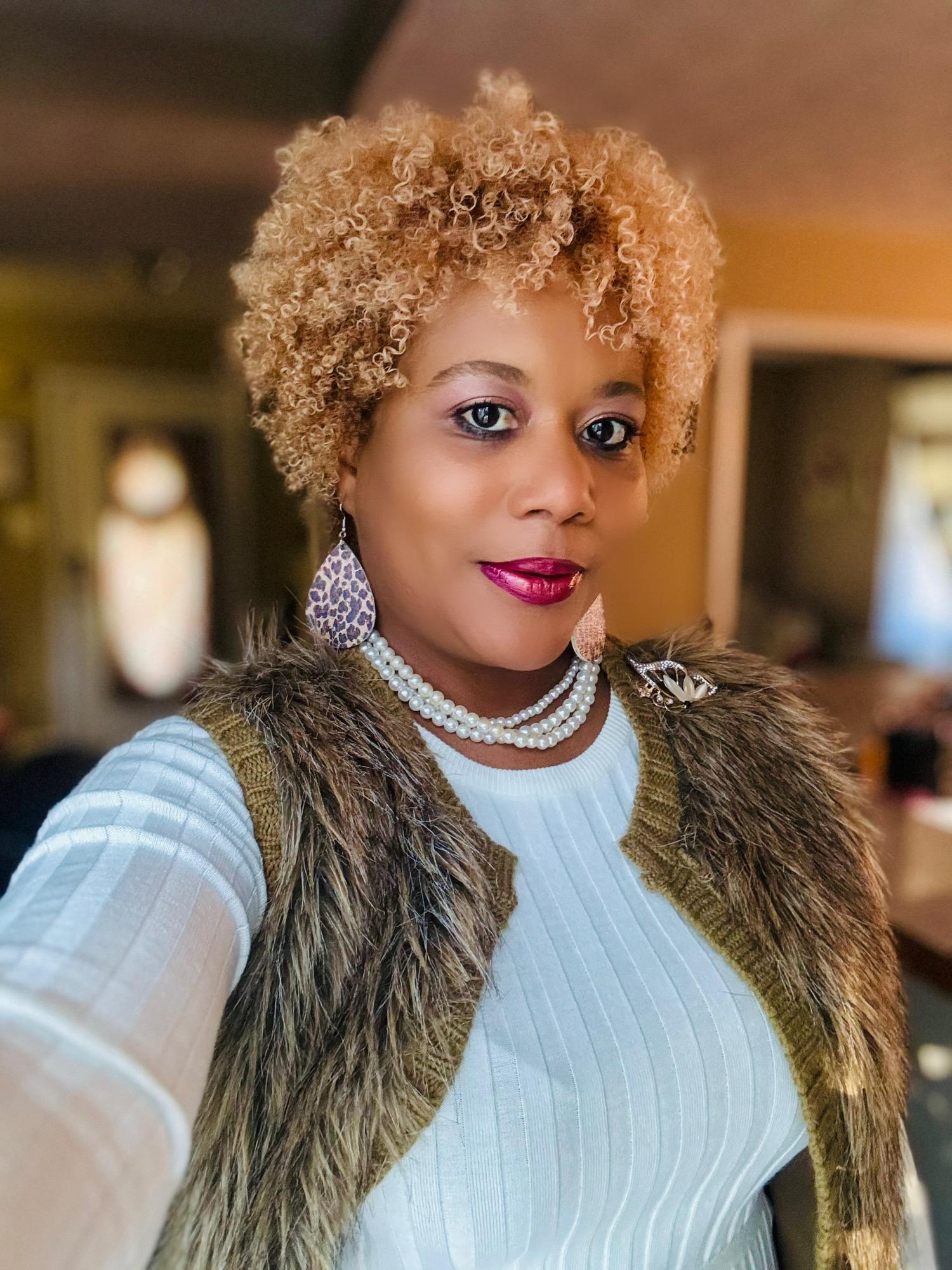 NiaMalika42 review photo