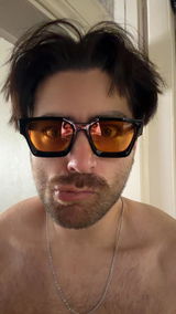 Ivan review photo