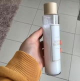 Ella review photo