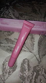 Amina review photo