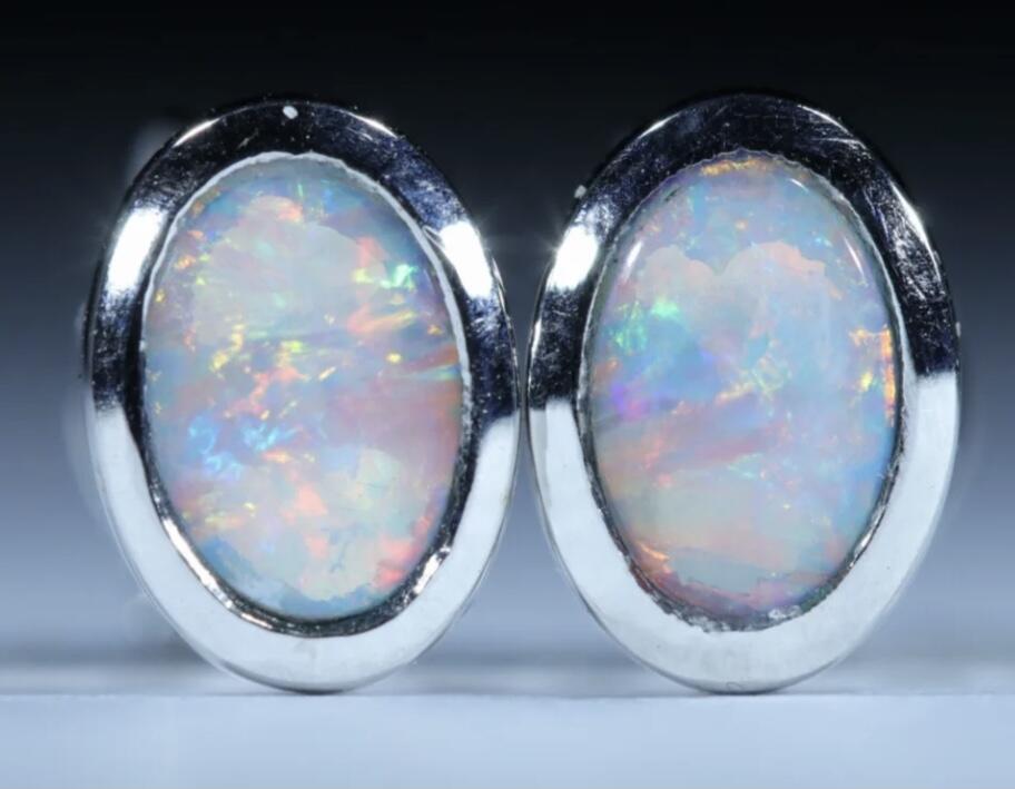 Coober Pedy Crystal Opal 14K White Gold Stud Earrings (6mm x 4.5mm) Code W36