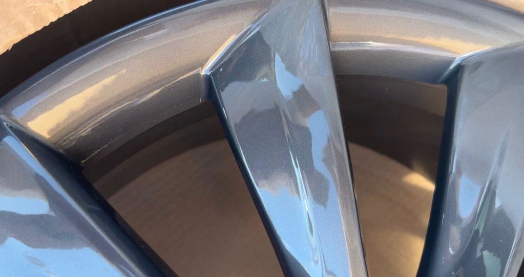 2014 Tesla Model S 21" Rear OEM Wheel Rim W97095C