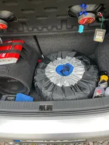 V***b review photo