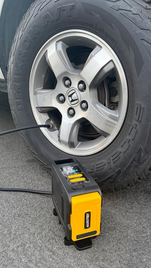 AUXITO AT1 150PSI Heavy Duty Tire Inflator, 26000mAh Power Station & 65W Fast Charging