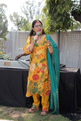 Sneha G. review photo