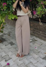 Priyanka Bhardwaj review photo
