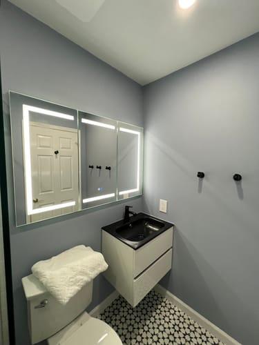 24 Inch High Gloss White Veneto Floating Bathroom Vanity with Countertop
