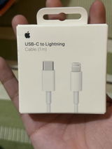 Customer photo for Apple Lightning cable review