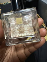Gloria Karikari review photo