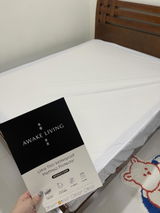 H review photo