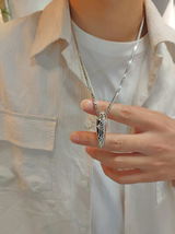 s. review photo