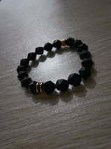 L. review photo