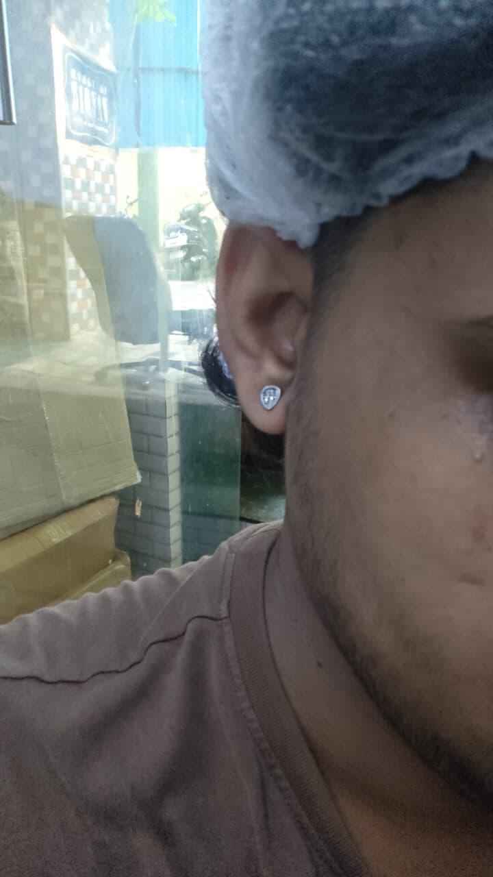 KARAN Y. review photo
