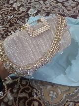 Anum shafiq review photo