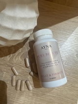 Lola review photo
