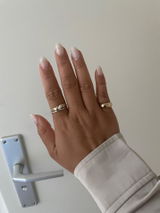 Thuy review photo