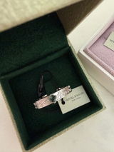 Chiara review photo
