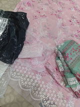 Areesha review photo