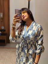 Hinal review photo
