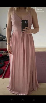 Chrissie review photo