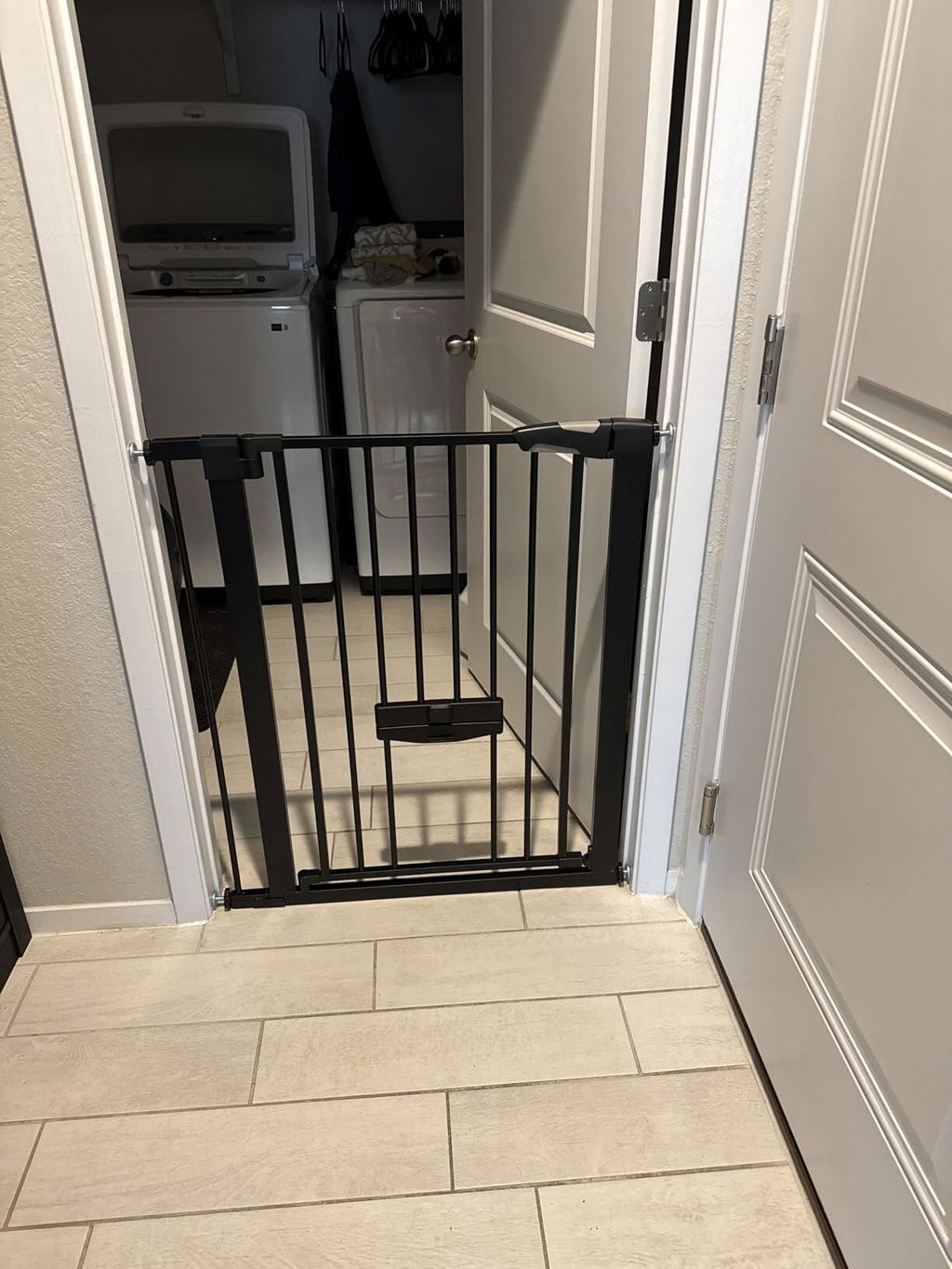CatPrivilege F7 | Large Sliding Pet Door Baby Gate for Cats and Dogs