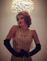 Author review photo