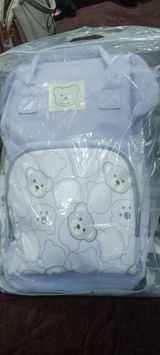 Leo review photo