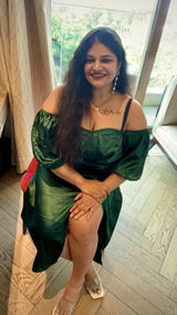 Surabhi review photo