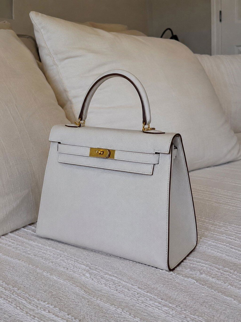 Leather Kelly Bag – Structured Shoulder Crossbody