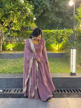 Divyanshsrivastava review photo