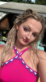 Caitlin Tizzone review photo