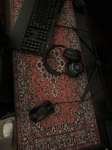 Yianni review photo
