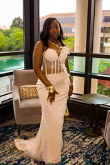 @officialtay_lor review photo