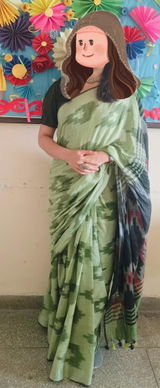 S.M. review photo