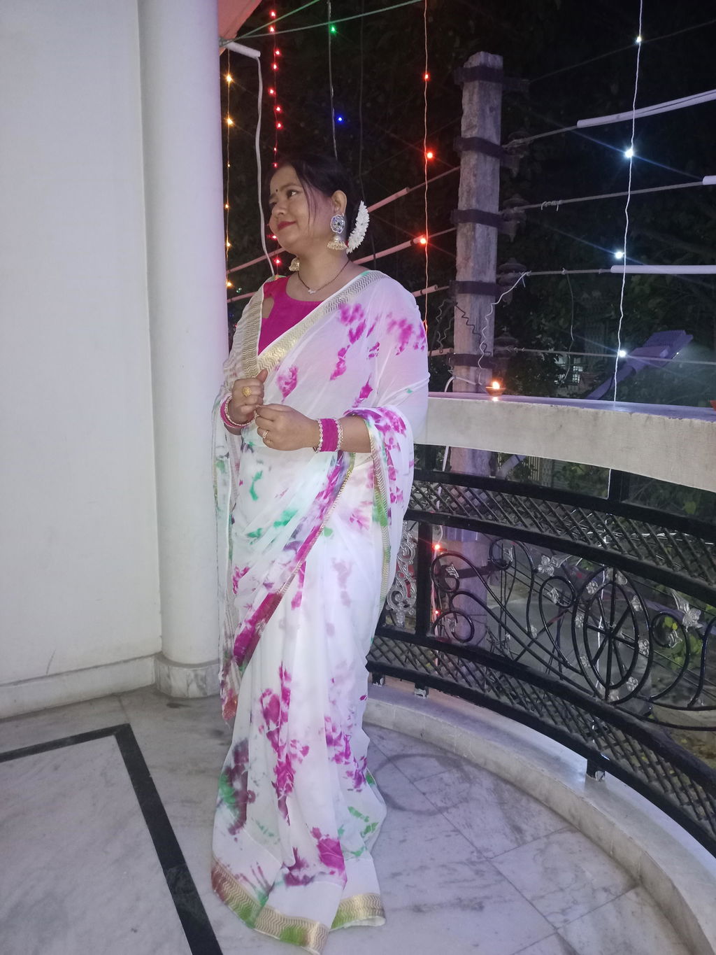 Banarasi Shibroi Dyed Semi Chiffon Saree Gold Zari Border & Pallu-White