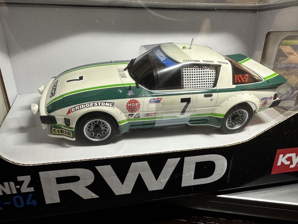 Kyosho 32365GR MR04RWD r/s Mazda RX-7 SA22C 1979 No.7