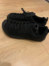 Travis review photo