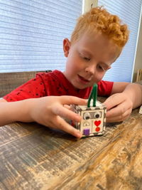 Bot In A Box Craft Robot Activity | Stocking Stuffer | Party Favor | Valentine | Easter Bunny | Pack of 12-24 | Ages 6+