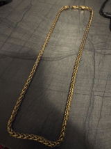 Julian Lopez review photo