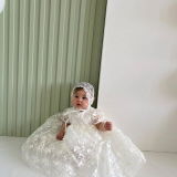 Henrika review photo