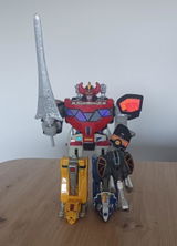 C.O.M review photo