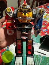 Mario Centeno review photo