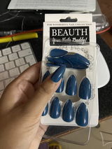 Mani review photo
