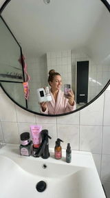 Anna Larsen review photo