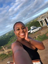 Zanele Dlamini review photo