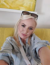 Milana review photo