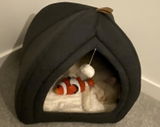 Great for my outdoor cat. One star taken out for n review photo