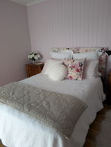 Annette Firth review photo