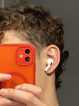 Ali review photo